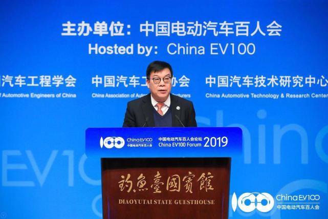 新乡孙国富引领科技变革，智能新品亮相，未来科技生活体验重磅登场！