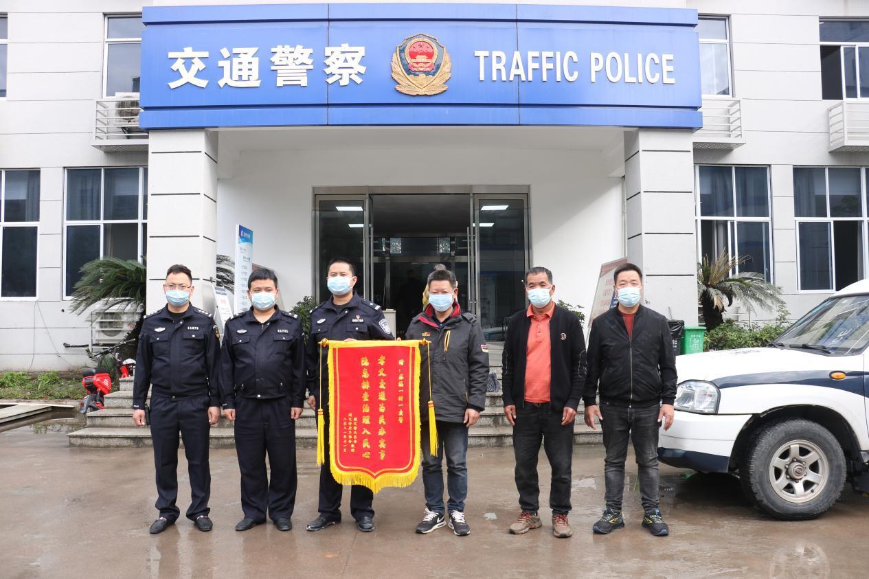 义乌司机招聘信息最新,义乌最新高科技招聘，智能司机岗位全新上线，引领智能出行新时代！