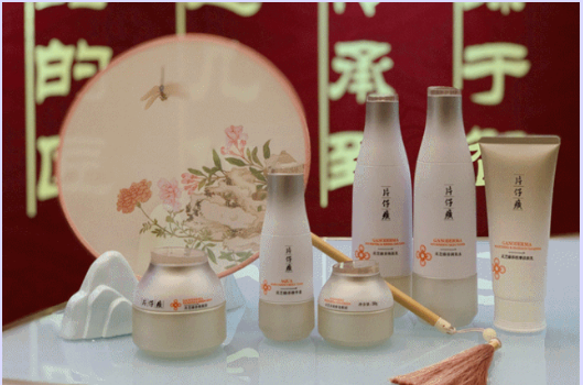 未来妆容神器引领科技生活新风尚，催妆最新高科技产品亮相！