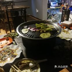唐山宴，小巷深处的味觉盛宴探秘