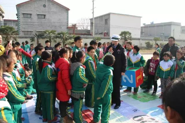 航空疫情最新动态，安全飞行指南与自我防护学习攻略