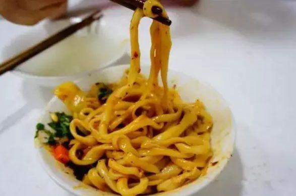 国家最新政策解读，照亮小巷深处的特色小店之光