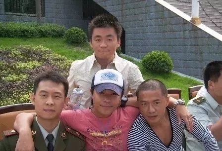 独家揭秘，明星背后的故事——突如其来的拉肚子经历