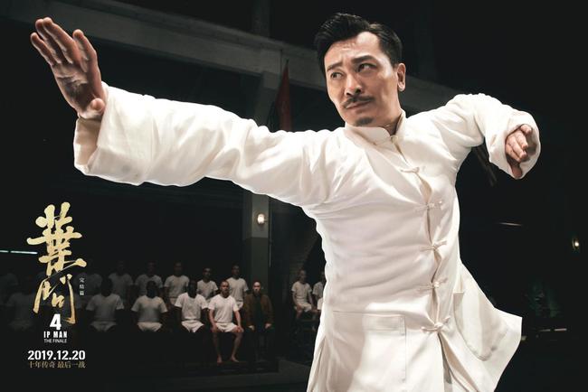 吴京武术比赛视频评测与介绍，精彩瞬间一览无余！